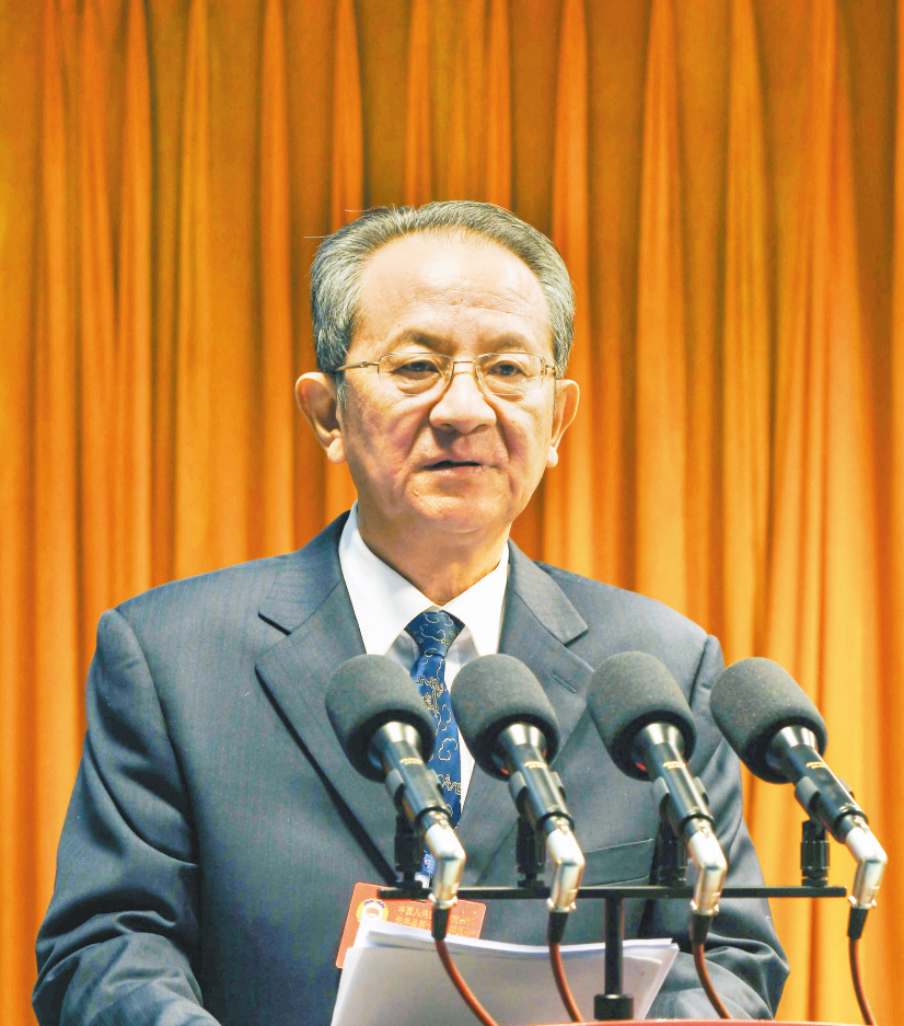 报告 李如海主持县政协十一届一次会议昨开幕2021年12月28日第一版