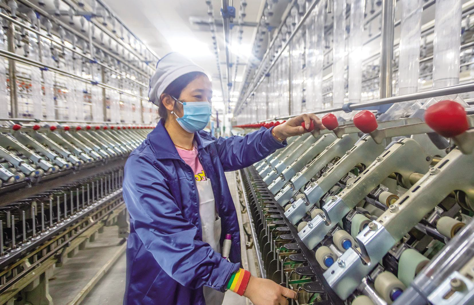 位于盘湾镇的悦达棉纺项目由江苏悦达纺织集团投资建设,是一家集纱线