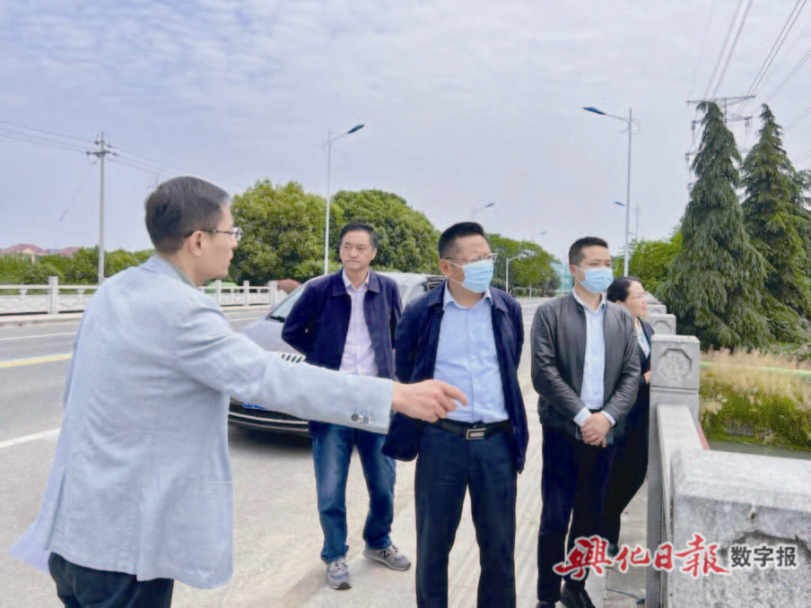 陈林开展河长制巡河工作